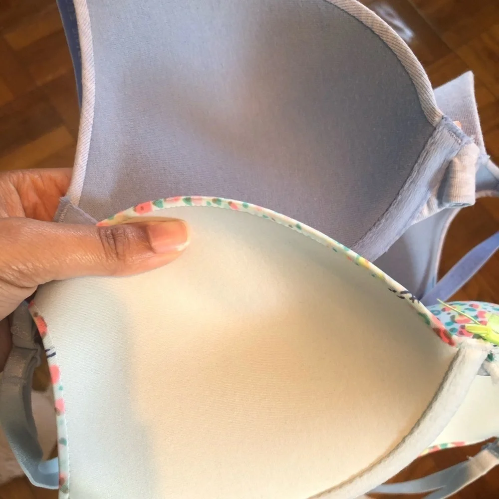 Victoria’s Secret bra bundle